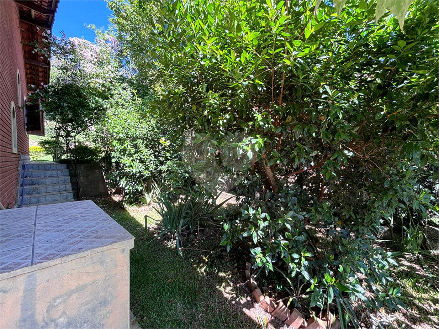 Casa Térrea à venda com 4 quartos, sendo 2 suítes, em Alpes D'Ouro, Bom Jesus dos Perdões, SP