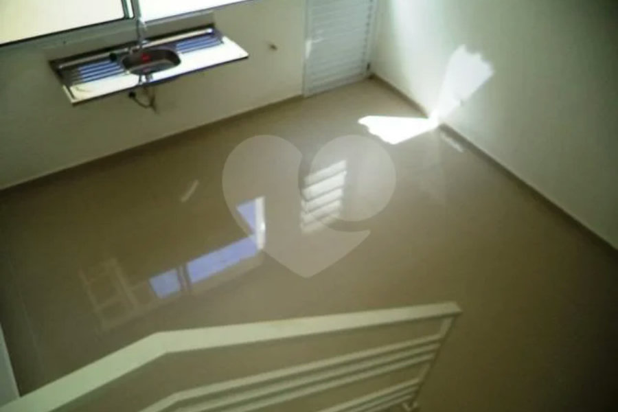 Casa à venda com 2 suítes no condomínio Villagio da Serra, São Paulo - SP