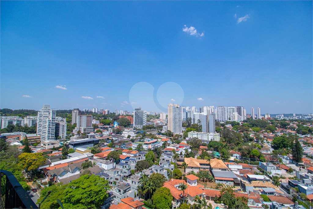 Cobertura à venda com 4 quartos, sendo 2 suítes, em Granja Julieta, São Paulo, SP