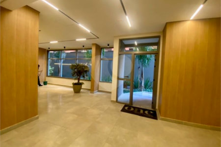 Apartamento à venda ou para alugar com 1 quarto em Vila Olímpia, São Paulo, SP