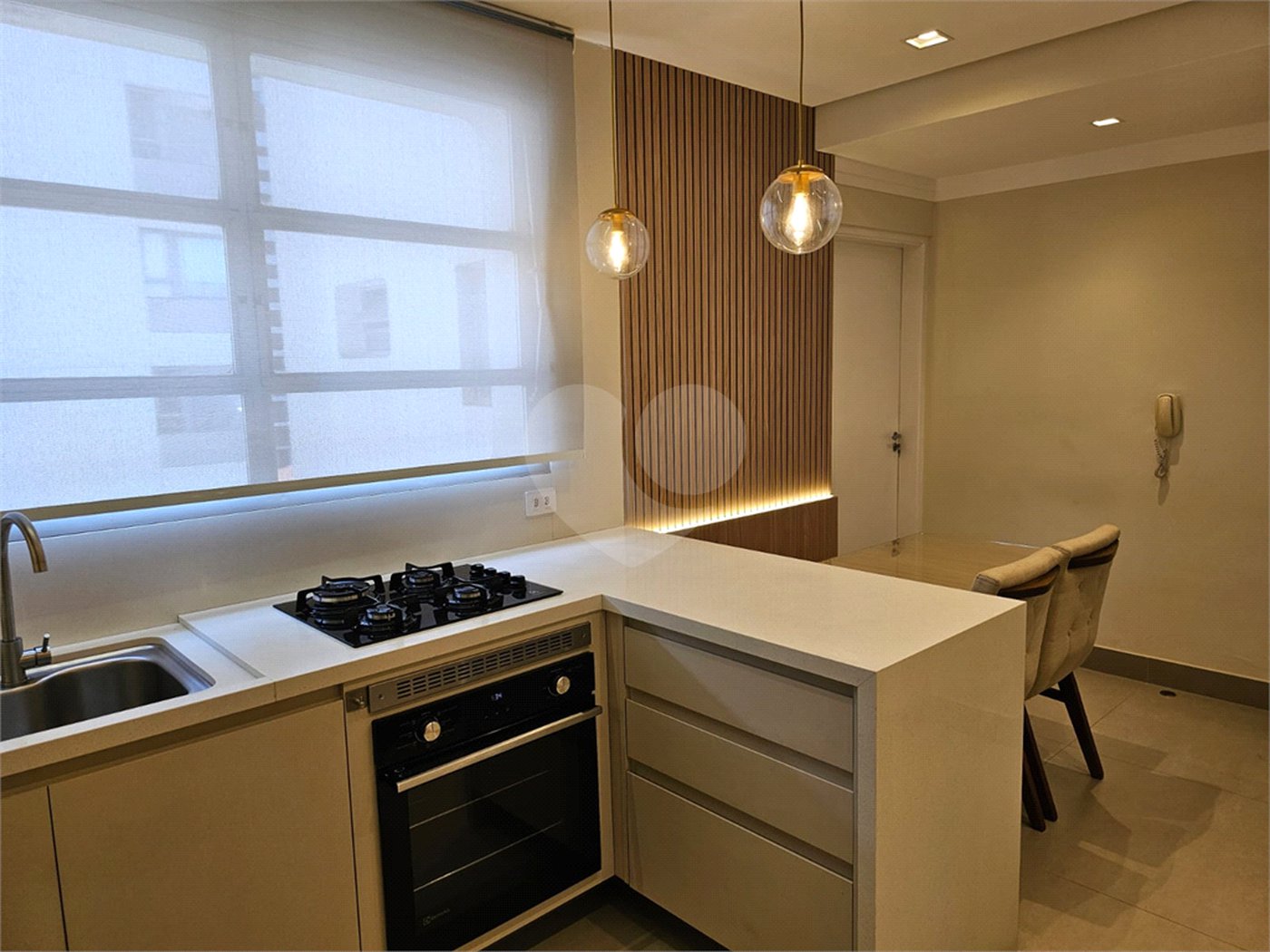 Apartamento à venda com 3 quartos, sendo 1 suíte, em Santo Amaro, São Paulo, SP