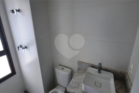 Apartamento à venda com 3 suítes em Sumarezinho, São Paulo, SP