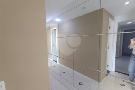 Apartamento à venda com 4 quartos, sendo 1 suíte, em Tijuca, Rio de Janeiro, RJ