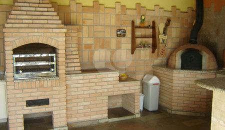 Casa à venda com 4 quartos, sendo 3 suítes,  no condomínio Portal dos Nobres, Atibaia - SP