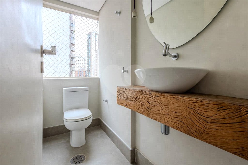 Apartamento à venda com 1 suíte em Indianópolis, São Paulo, SP