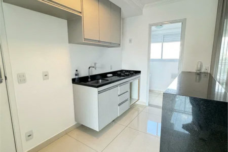 Apartamento à venda com 3 quartos, sendo 1 suíte, em Pinheiros, São Paulo, SP