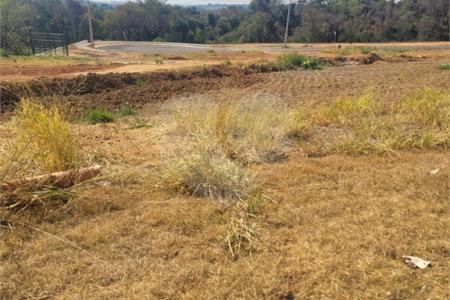 Terreno à venda no condomínio Villa Trivento, Indaiatuba - SP