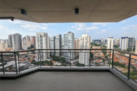 Apartamento à venda com 3 quartos, sendo 2 suítes, em Jardim das Acácias, São Paulo, SP