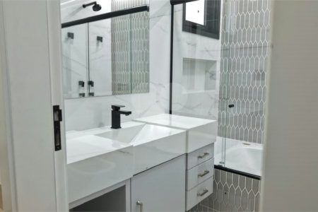 Casa à venda com 4 suítes no condomínio Alphaville Dom Pedro 3, Campinas - SP