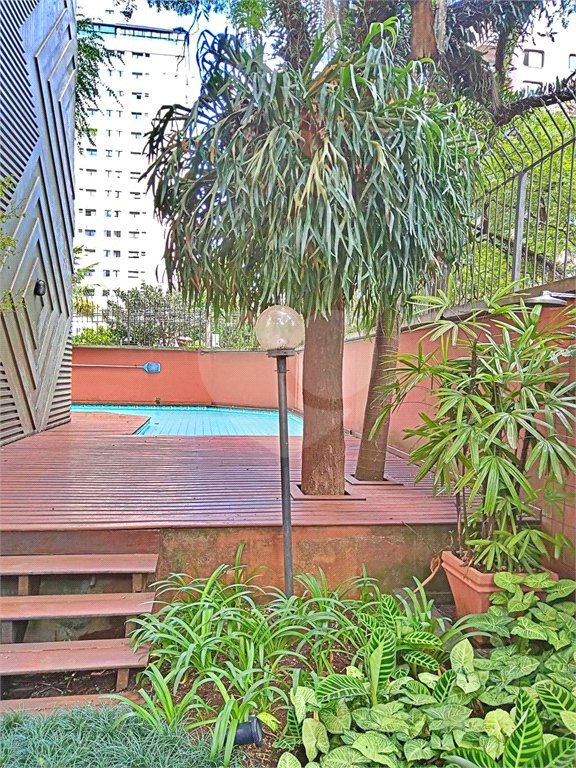 Apartamento à venda com 4 quartos, sendo 3 suítes, em Indianópolis, São Paulo, SP