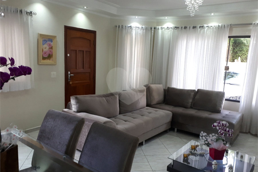 Casa à venda ou para alugar com 3 quartos, sendo 1 suíte, em Horto, São Paulo, SP