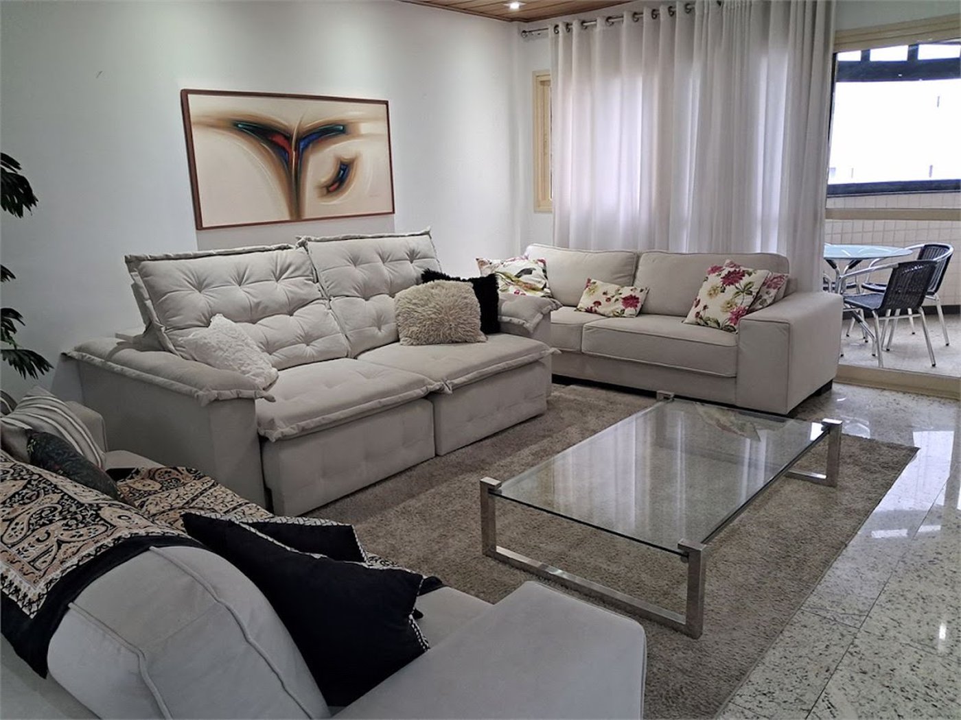 Apartamento Residencial à venda, Gonzaga, Santos - AP0761.