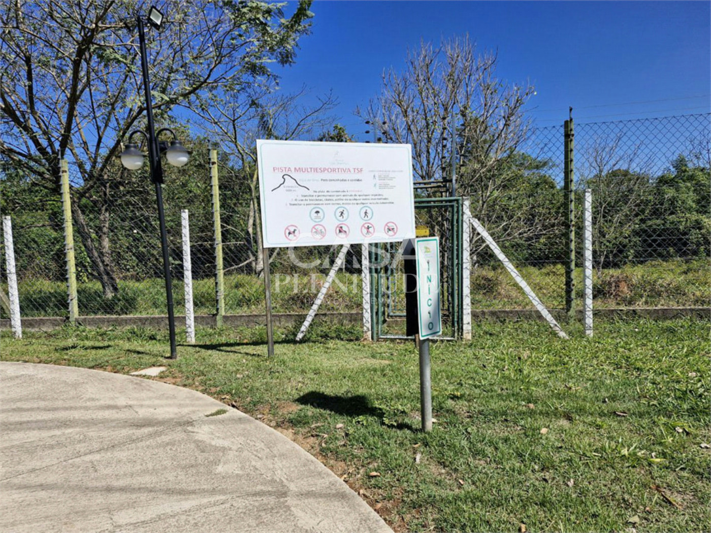 Casa em condomínio à venda com 3 quartos, sendo 1 suíte, em Cajuru do Sul, Sorocaba, SP