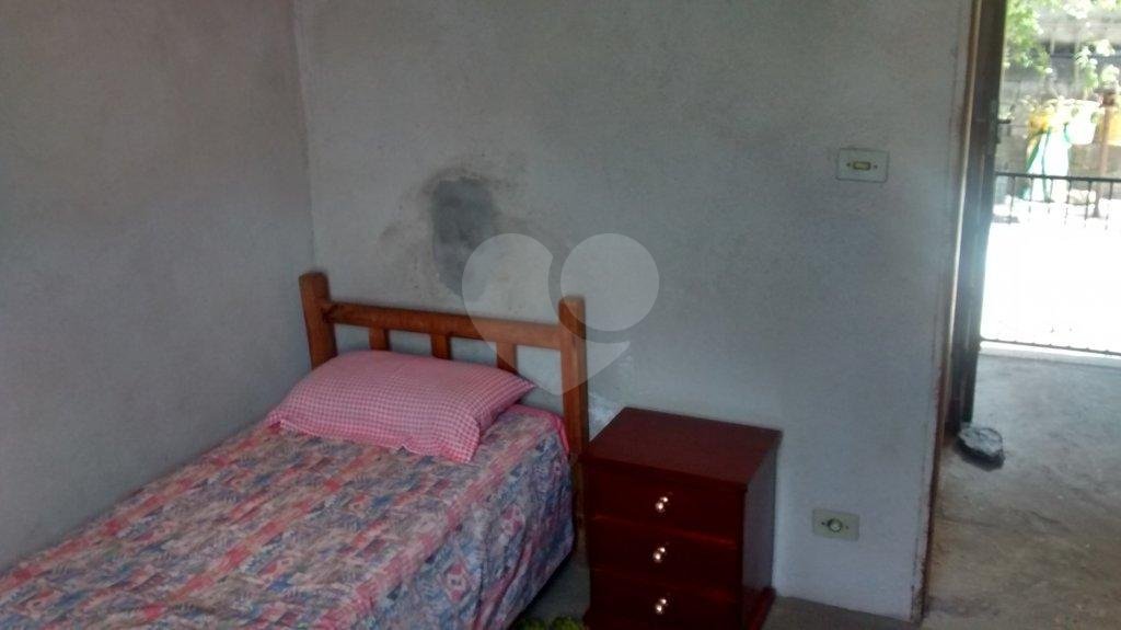 Sobrado à venda com 4 quartos, sendo 1 suíte, em Tremembé, São Paulo, SP