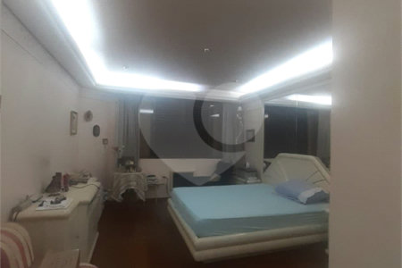Apartamento à venda com 3 suítes no Centro, Sorocaba, SP
