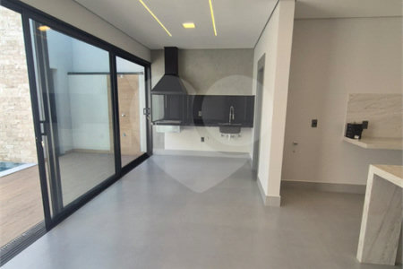 Casa à venda com 3 suítes no condomínio London Park, Indaiatuba - SP