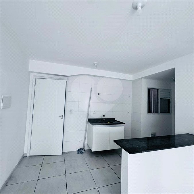 Apartamento para alugar com 1 quarto em Jardim Vila Galvão, Guarulhos, SP