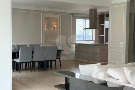 Apartamento à venda com 4 quartos, sendo 3 suítes, em Itaim Bibi, São Paulo, SP