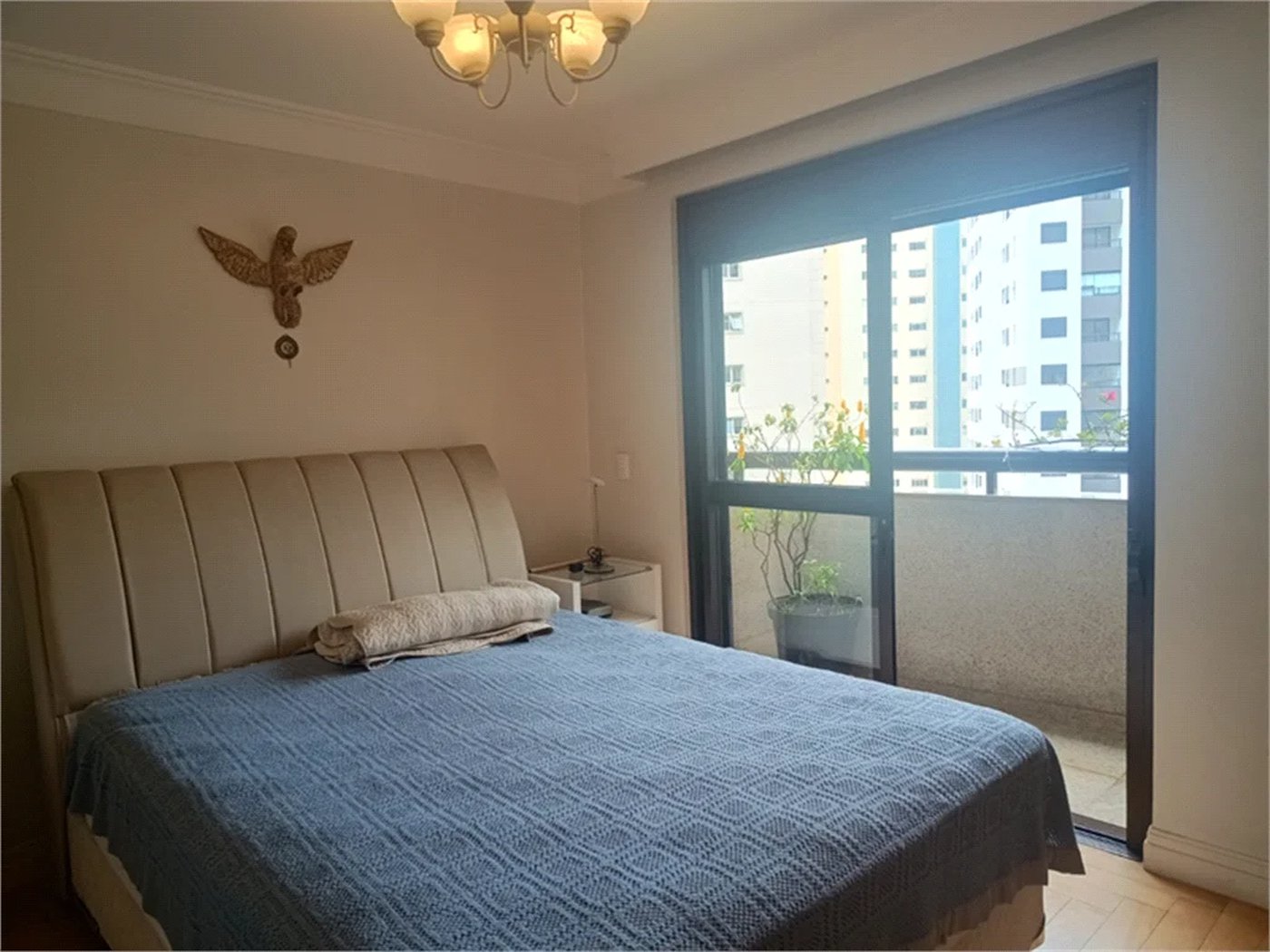 Apartamento à venda com 3 suítes em Vila Suzana, São Paulo, SP