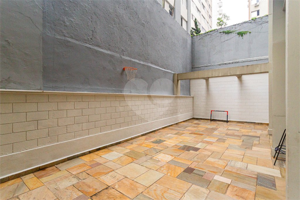 Apartamento à venda com 3 quartos, sendo 1 suíte, em Jardim Paulista, São Paulo, SP