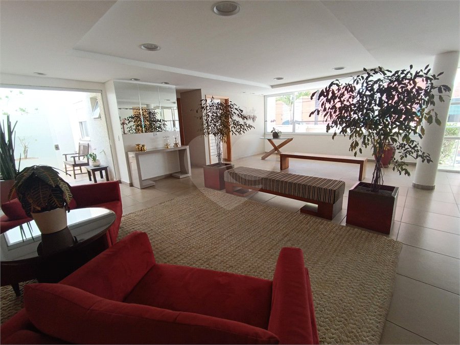 Apartamento à venda com 3 quartos, sendo 1 suíte, no Centro, São Roque, SP