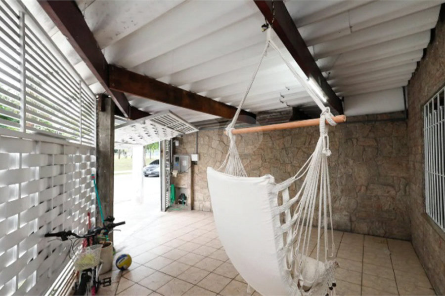 Casa à venda com 4 quartos, sendo 1 suíte, em Parque Edu Chaves, São Paulo, SP