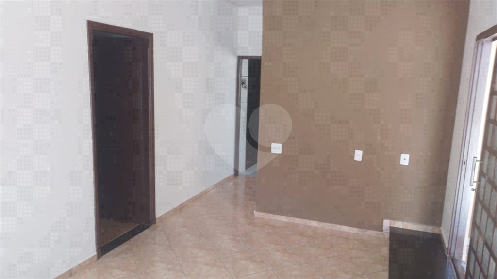 Casa à venda com 2 quartos, sendo 1 suíte,  em Vila Judite, Itapetininga, SP