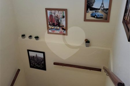 Sobrado à venda com 4 quartos, sendo 2 suítes, em Jardim Modelo, Suzano, SP