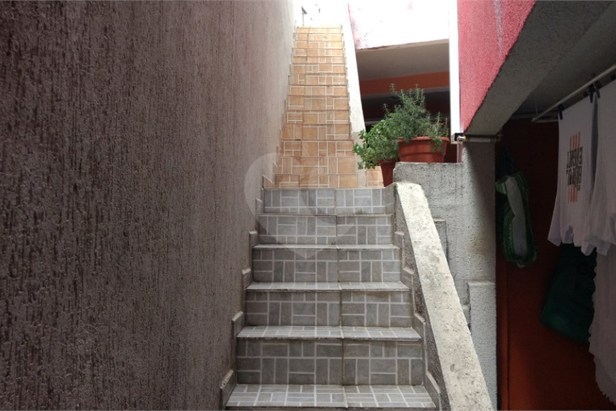 Sobrado à venda com 3 quartos, sendo 1 suíte, em Parada Inglesa, São Paulo, SP
