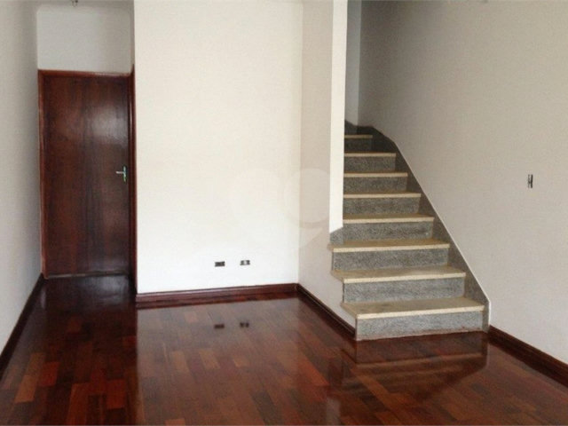 Sobrado à venda com 4 quartos, sendo 1 suíte,  em Imirim, São Paulo, SP