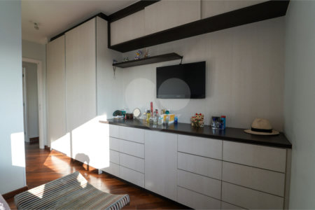 Apartamento à venda com 3 quartos, sendo 1 suíte, em Vila Guarani (z Sul), São Paulo, SP