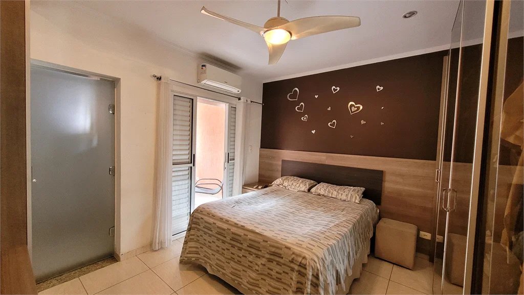 Sobrado à venda com 3 quartos, sendo 1 suíte, em Vila Romana, São Paulo, SP