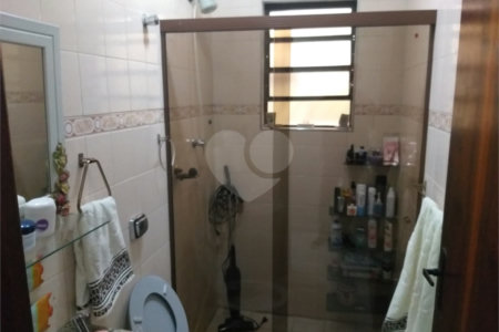 Sobrado à venda com 3 quartos, sendo 1 suíte, em Vila Constança, São Paulo, SP