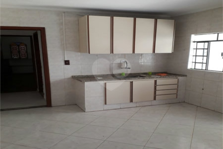 Sobrado à venda com 4 quartos em Jardim Galetto, Itatiba, SP