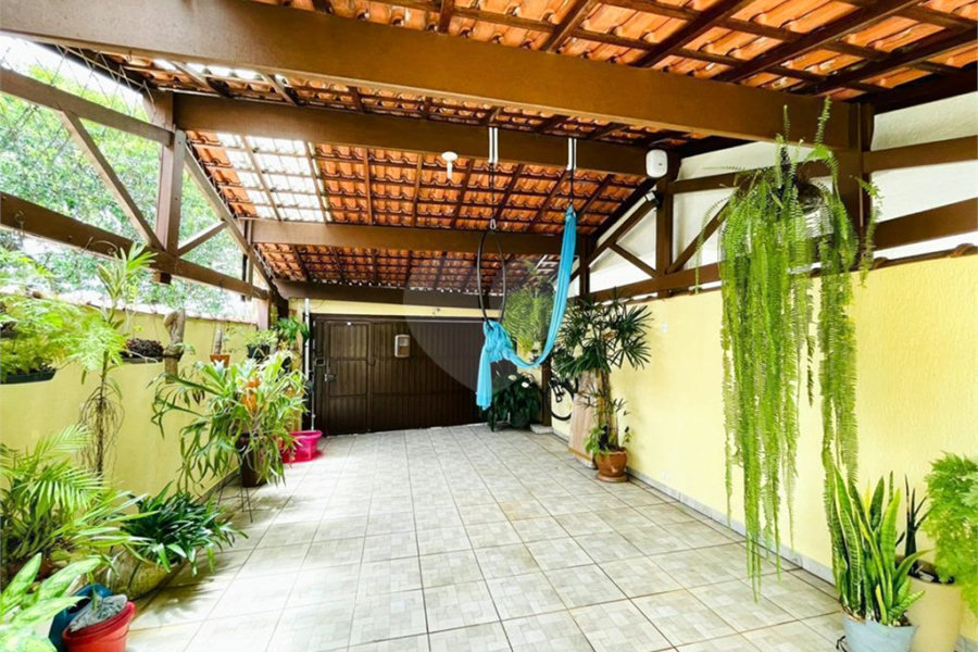 Villagio à venda com 4 quartos, sendo 2 suítes, em Saúde, São Paulo, SP