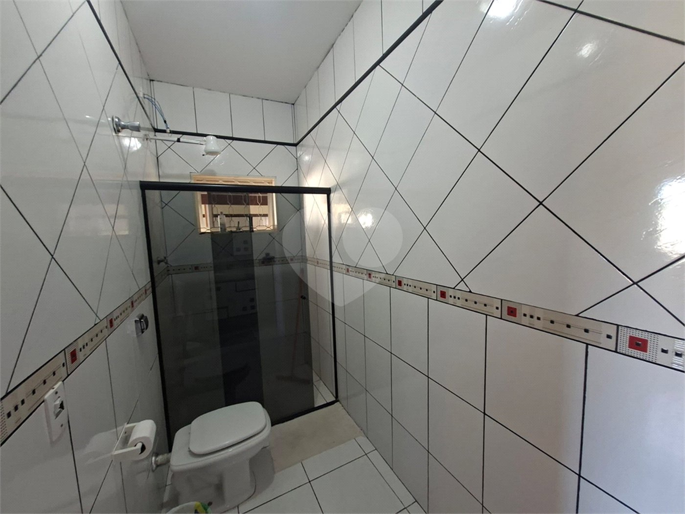 Casa à venda com 3 quartos, sendo 1 suíte,  em Tatetú, Alambari, SP
