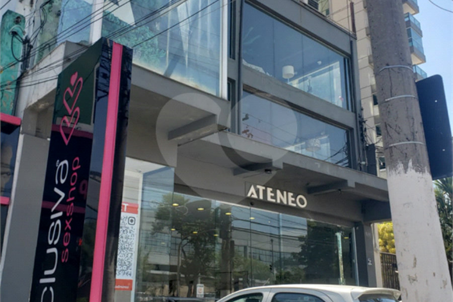 Prédio à venda em Santana, São Paulo, SP