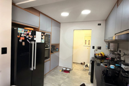 Apartamento à venda com 3 quartos, sendo 1 suíte,  em Vila Paulicéia, São Paulo, SP