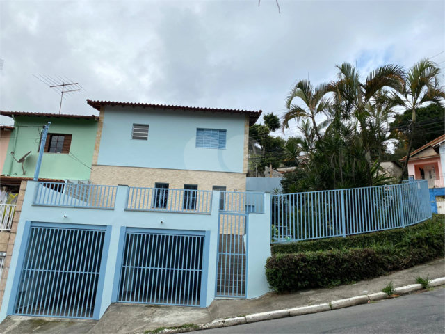 Sobrado à venda com 2 quartos em Tremembé, São Paulo, SP