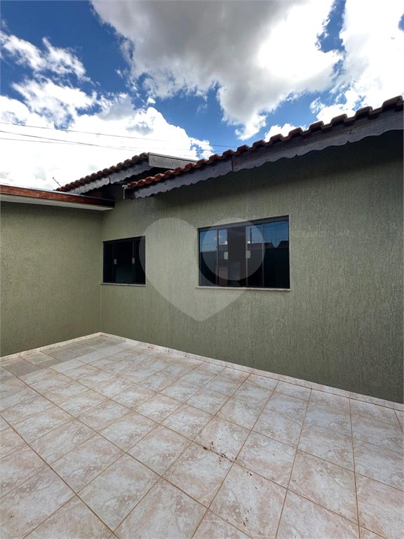 Casa à venda com 4 quartos, sendo 2 suítes, em Residencial Ponta Porã I, Ponta Porã, MS