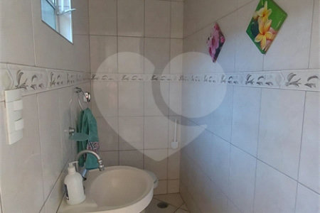 Sobrado à venda com 3 quartos, sendo 1 suíte, em Wanel Ville, Sorocaba, SP