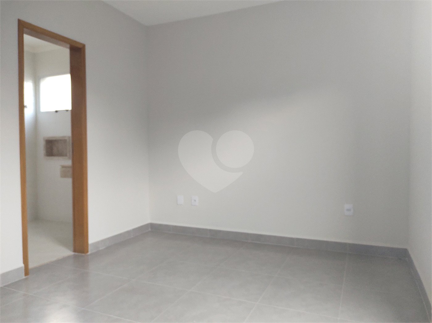 Casa Térrea à venda com 3 suítes em Jardim do Lago, Atibaia, SP