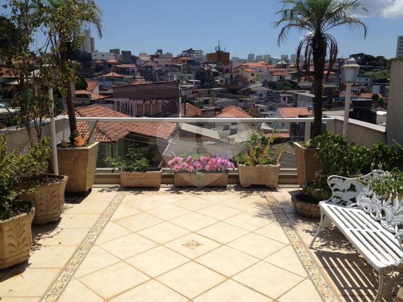 Sobrado à venda com 3 quartos, sendo 1 suíte, em Vila Nova Cachoeirinha, São Paulo, SP