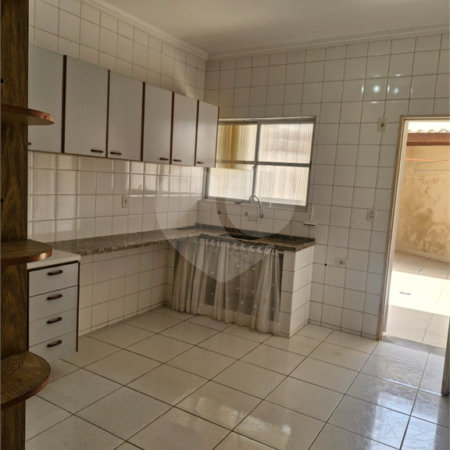 Sobrado à venda ou para alugar com 2 quartos em Cidade Dutra, São Paulo, SP