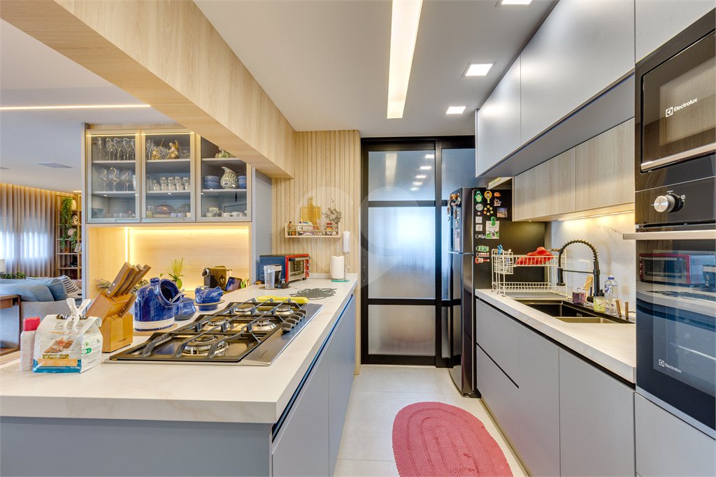 Apartamento à venda com 3 quartos, sendo 2 suítes, em Jardim Marajoara, São Paulo, SP