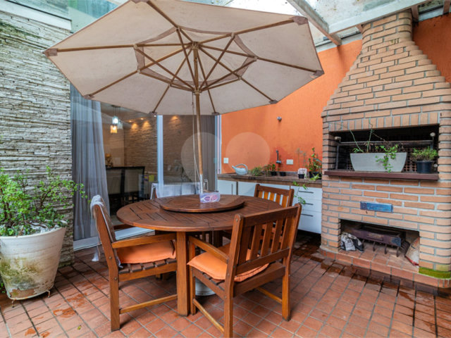 Casa de Vila à venda com 4 suítes em Alto da Boa Vista, São Paulo, SP