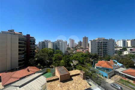 Cobertura à venda com 3 quartos, sendo 2 suítes, em Lapa, São Paulo, SP