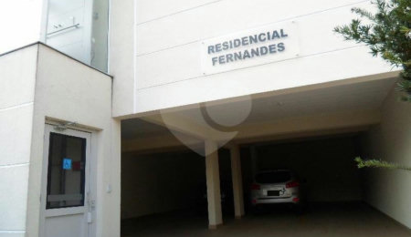 Casa à venda com 3 quartos, sendo 1 suíte,  no condomínio Fernandes, São Paulo - SP