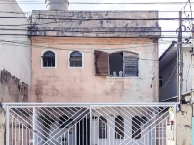 Sobrado à venda com 3 quartos, sendo 1 suíte,  em Parque Edu Chaves, São Paulo, SP