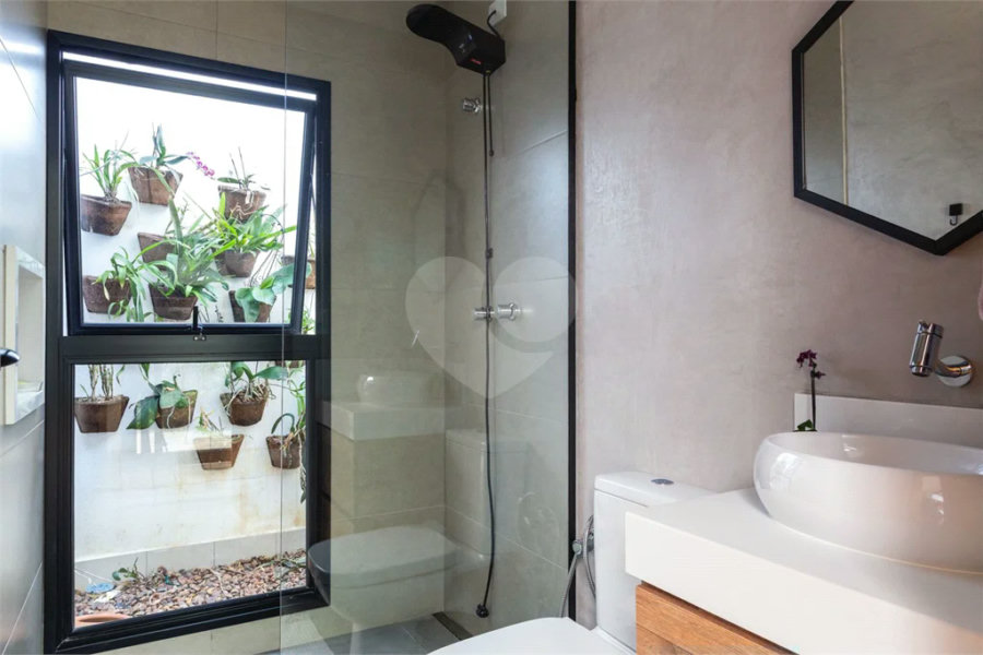 Casa Térrea à venda com 3 quartos, sendo 2 suítes, em Lapa, São Paulo, SP